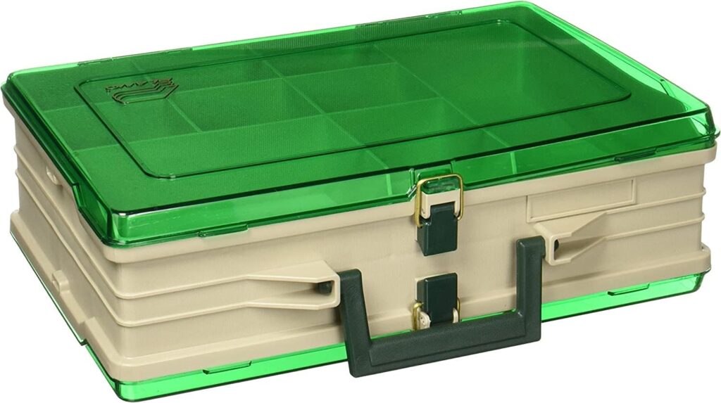 PLANO MAGNUM-SNDST WGREEN LIDS