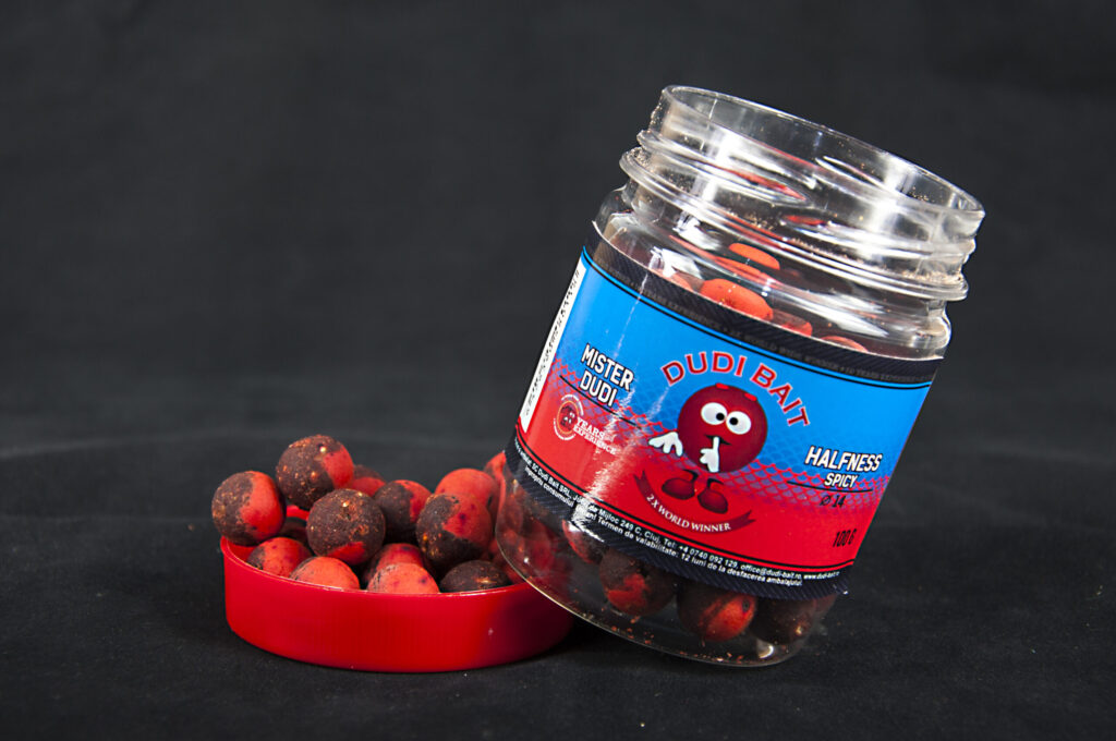 DUDI BAIT MISTER DUDI HALFNESS SPICY 100g
