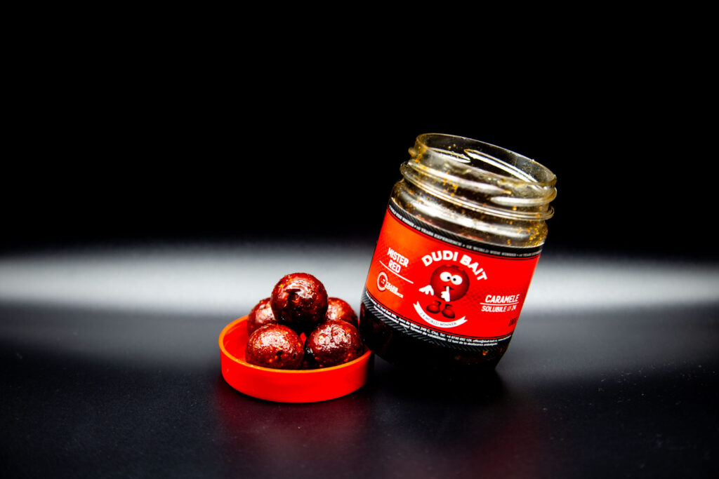 DUDI BAIT MISTER RED CARAMELE SOLUBLE 100g