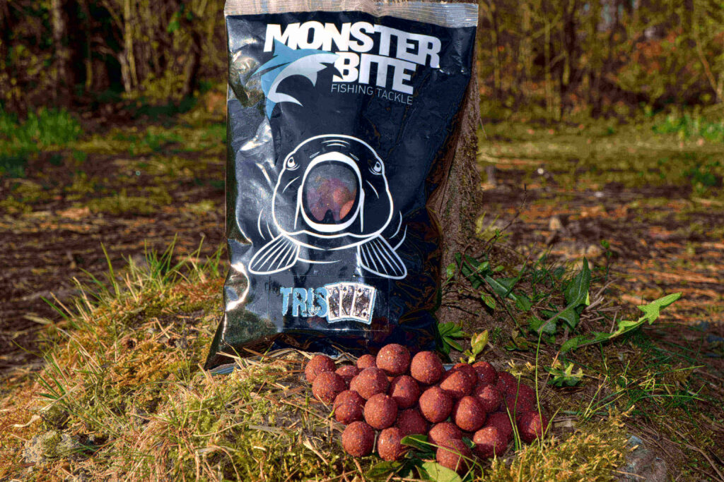 MONSTER BITE TRIS STRAWBERRY 1KG