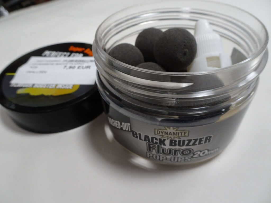 DYNAMITE BAITS FLURO POP-UPS BLACK BUZ