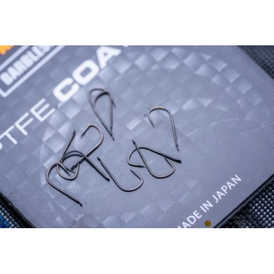 GURU FINE WIDE GAPE SPADE END BARBLESS