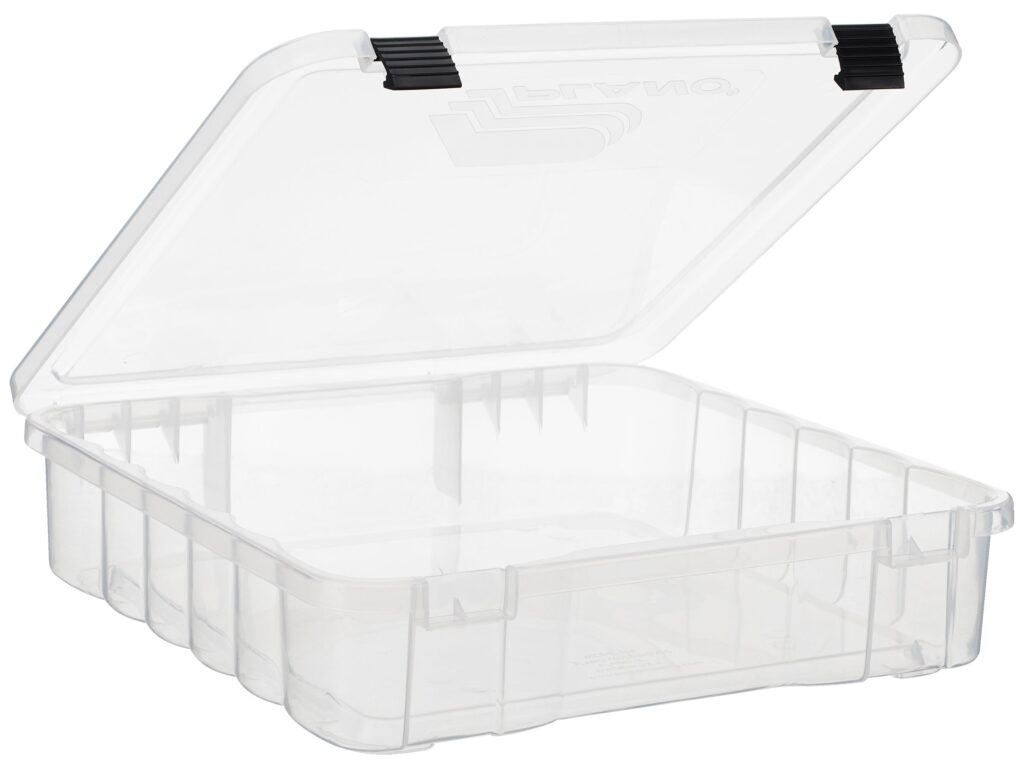 PLANO DEEP STOW CLEAR WBLACK LATCHES 36.5x35.6x8.3cm