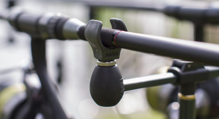 NASH REAR ROD REST
